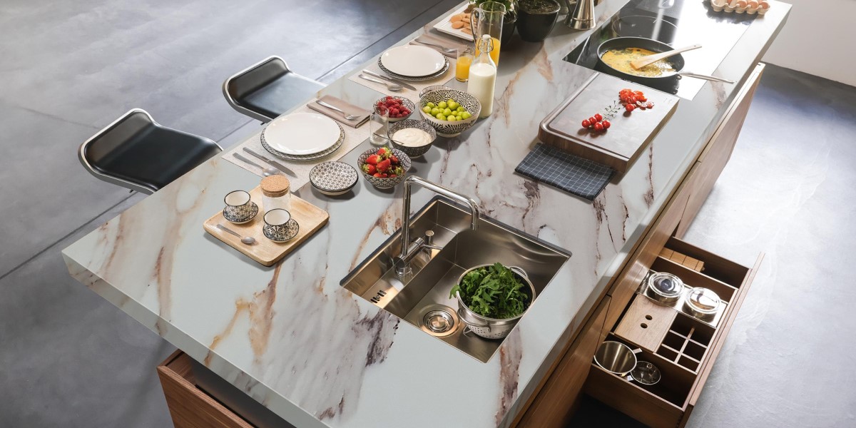 Столешница из кварцевого камня Calacatta Oro Столешница из кварцевого камня Calacatta Oro